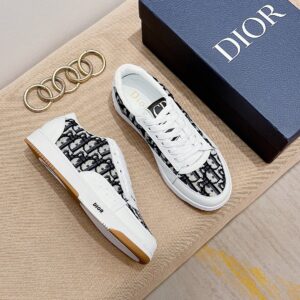 Men's shoes, new] Fashion Design