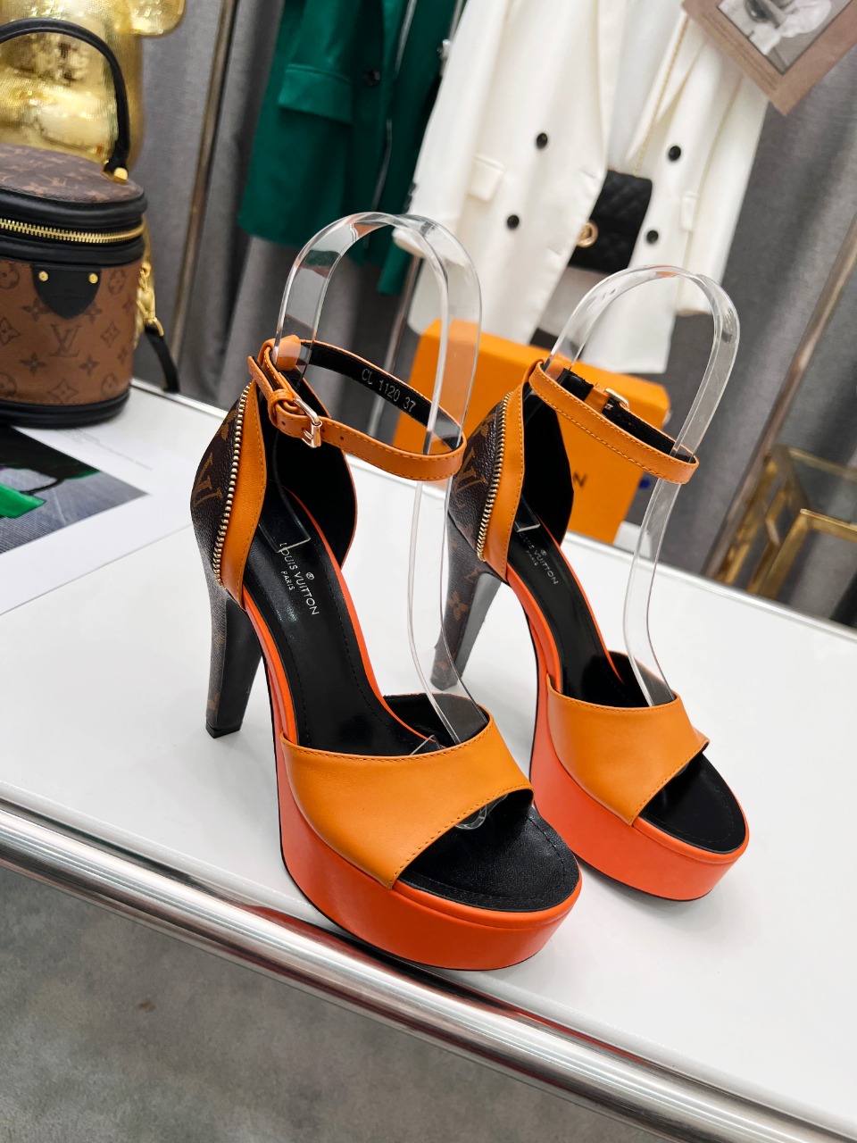 First Class Women's - Image 2