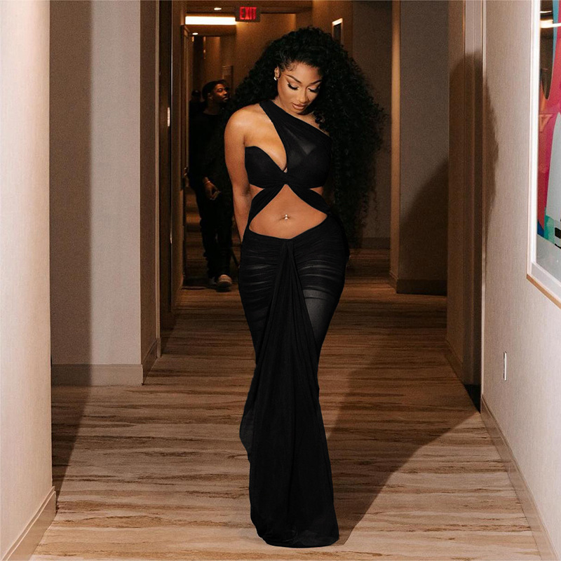 Women's Diagonal Collar Stitching Hollow Backless Dress - Image 4