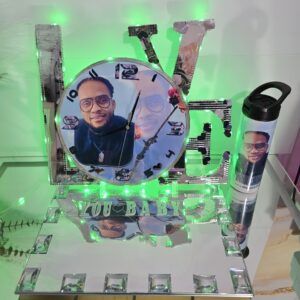 Alternative view of Honey Gifts