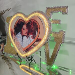 Alternative view of Gift Lovers