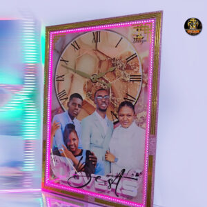 Alternative view of Frame Clock Design Custom